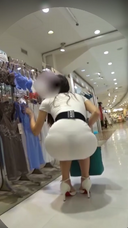 [Vertical video for smartphone] Transparent tight skirt butt