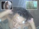 真夏の海水浴場　海の家個室シャワールーム　隠し撮り　素人ギャル２名　その１９５