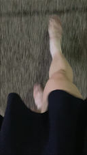 【Leg fetish】I walked on the road at night with a pounding flare mini. [Mini skirt]