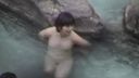 【窺視】成熟女性露天浴池 34