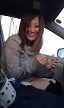 [Personal shooting] Flirting and footjob in the car with a gentle gal contrary to appearance