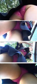 【Upside Down Shot 27】International students in bras and pitch pants that look gutsy from below
