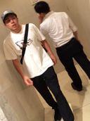 【完全版】夏休み中のノンケ大学生さんがパチ屋のトイレで激しくオナニーしてました!!