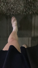 【Leg fetish】I walked on the road at night with a pounding flare mini. [Mini skirt]