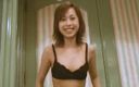 "Uncensored" amateur estrus married woman Yuika 27 years old