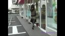 【Exposure】shopping naked in skewed through