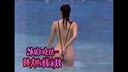 【Exposure】Old TV Beauty swimming in a large crowd in a general pool wearing a micro bikini 2