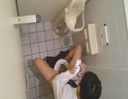 【Personal shooting】Toilet amateur masturbator ● Shooting 04