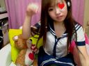 【Live Chat】A child in uniform poses and uses an electric vibrator