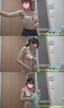 [Change of private lodging clothes] Fair-skinned super beautiful busty beauty clerk swaying in bling -70, 71st person-