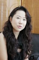 40-year-old masturbation that is too glossy and too nasty of a woman who pays tribute Aya Yamazaki 40 years old
