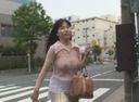 [Outdoor KICHI exposure] 34 Colossal breasts exposed OL I can't stand it and huge breasts in the park Transparent nipples are also erotic!