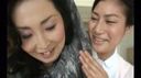 The gorgeous wife who experienced the beauty salon for the first time also roared with pleasure