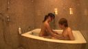 Beautiful nude big breasts! !! A man comes in - Colored bath time -