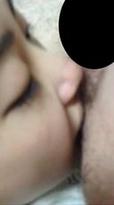 [Facial ejaculation] She seems happy with the facial cumshot notice