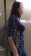 [Beauty of the city _No.1] Clothed big breasts side breasts