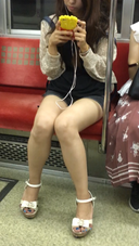 Train face-to-face show pan erokawa college girl