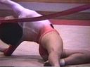 藝術體操團練習 多次抬腿時，人形形狀根據角度清晰