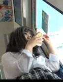 【Large crotch opening】Careless great enemy! I didn't notice that the active J○ was being photographed from below on the train.