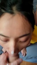 【】You have to have a chin! A fetish video in which a Chinese beauty who likes chin ○ presses chin ○ to her face, squeezes it with her hands, puts it in her mouth, and is bubbled on her face