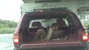 [Outdoor exposure] Dohentai wife who masturbates openly in the back of the car! It's already dangerous to be seen! !!