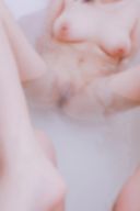 美巨乳スレンダーな苺ちゃんのエッチな入浴 ※動画付