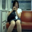 [Train face-to-face panchira 23] ☆ Triangular zone observation record / White-skinned office lady's carelessness