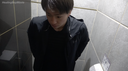An 18-year-old masturbates nervously in a public toilet! At the end, a large amount of ejaculation vigorously!