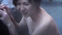 【Peep】Mature woman open-air bath 9