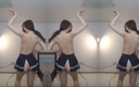 [무수정] 댄스부의 여대생이 집에서 알몸으로 춤 연습을 기록한 동영상이 유출 [미유]
