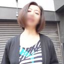 《熟女・ハメ撮り》上品清楚なショートヘアー熟女！五十路熟女が久しぶりのセックスに酔いしれてイキ狂い！