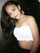 <Uncensored > Amateur Filipina @ Gangi Mari ~Maybelline 18 years old~ Maybelline taking a selfie as his is inserted into his
