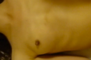 [Personal shooting] Kolicoli's erect nipples are teased, licked, kneaded, and a woman dies while binging.