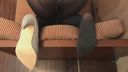 [Footjob shooting! ] ] [Gray tights] [Sensitivity ◎] Lick the toes of a tights beauty! 22 years old insurance company OL First part [Individual shooting] [Complete ori] [Amateur]