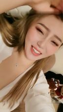 [Long length 2 hours or more] It is a long smartphone individual shot where an amateur woman who is completely more beautiful than the model shows off not only beautiful breasts and vibrator masturbation, but also removal and makodo-up close-up!