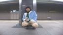 【Outdoor exposure】Dohentai gal exposed on the station platform! You can feel your touched in the car!