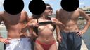 【Outdoor Exposure】Gals Doing Group Exposure on the Beach! Dohentai that serves even at restaurants!