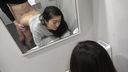 [HD high image quality] An amateur girl who got into estrus begs for a & raw squirt in the toilet! !!
