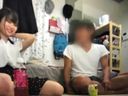 一個令人耳目一新的網球俱樂部瘦男子氣概的男孩（22歲）撿起一個女人並採取奇聞趣事！