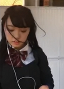 【Teenage girls】Cute beautiful girl in uniform observed from below on the stairs and flipping video