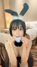 [Personal shooting uncensored] Super cute beautiful girl bunny girl masturbates in cosplay, has sex with her boyfriend and takes a selfie.