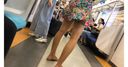 The balance between the thighs and calves is lascivious [train face-to-face]