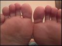 【CF】Woman Showing the Soles of Her Feet #078 GLD-022-02