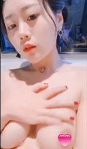 [Personal shooting] At the request of my boyfriend, my busty girlfriend sent a kupa and a gonzo video, but it was sent to the whole world due to a transmission mistake w It is a leaked video that I caught before it was deleted! Boyfriend Zama WW [Big]