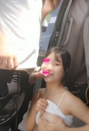 【Smartphone shooting】High image quality! An innocent mischievous little devil beautiful girl with long baby face black hair sucks a of a spear in the shadow of a car → swallowing → cleaning [Personal shooting]