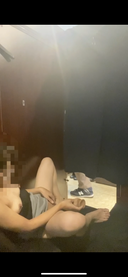 ※ Request [Married woman amateur] Naked masturbation at a manga café There was an acoustic