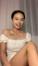 【Live Chat】A black-haired neat older sister delivers masturbation!!