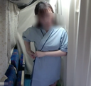 【Personal shooting】Hidden photo of a busty OL beauty changing into examination clothes