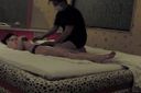 A perverted chiropractor who massages a busty college girl with beautiful breasts kneads the, nipples and of a popular little girl and plays tricks! 〈Amateur Gonzo Leak No.231〉