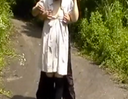 【個人撮影】森林道で行われる口便器使用おばさんが恥ずかしい姿で森を歩かされマンコを濡らしながらチンポをしゃぶる